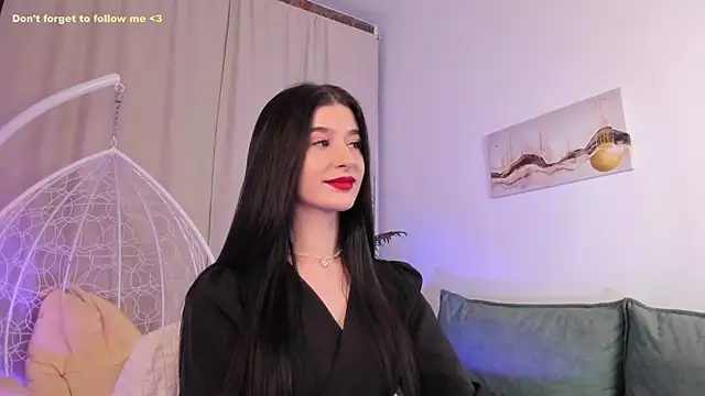 Snapshot of LauraCoy chatting on February 3, 2025, 8:24 pm LauraCoy online show from February 3, 2025, 8:24 pm