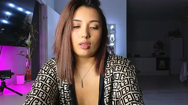 Snapshot of lily__foster chatting on March 20, 2025, 7:04 pm lily foster online show from March 20, 2025, 7:04 pm