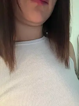 Megan lu2 online show from November 19, 2025, 12:16 pm