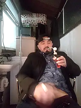 Snapshot of erbod_Johnny chatting on November 10, 2025, 11:59 pm erbod Johnny online show from November 10, 2025, 11:59 pm