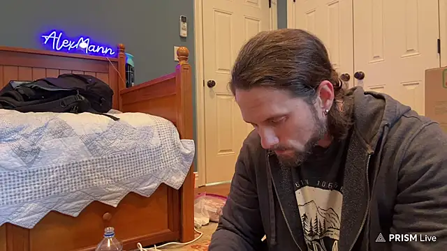 alexmannd online show from December 2, 2024, 2:41 pm