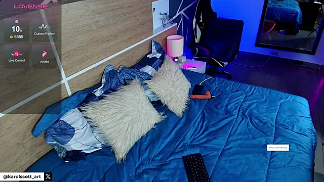 KAROL-SCOTT online show from October 7, 2025, 7:55 pm