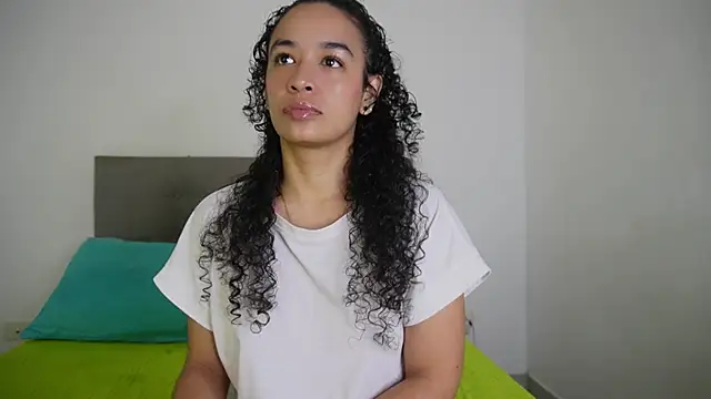 angela  98 online show from December 2, 2025, 9:14 am