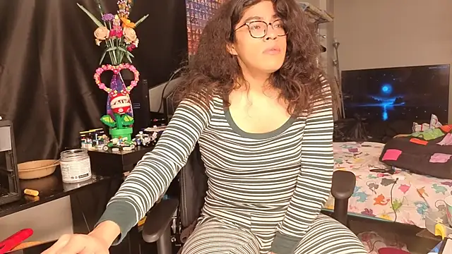 ShinyCherub online show from February 10, 2025, 11:04 am