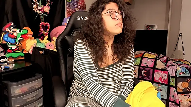 ShinyCherub online show from September 28, 2025, 5:57 am