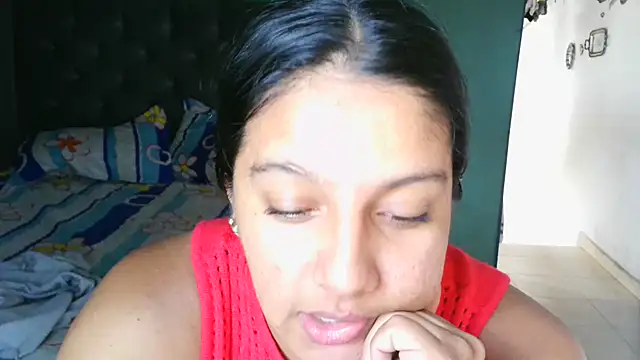 almaswan1 online show from December 15, 2025, 6:01 pm