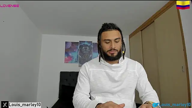 Snapshot of Louis_marley__ chatting on January 24, 2025, 2:28 am Louis marley online show from January 24, 2025, 2:28 am