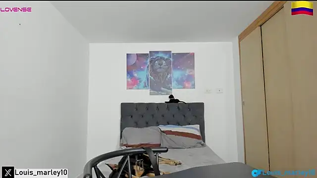 Snapshot of Louis_marley__ chatting on January 25, 2025, 3:51 am Louis marley online show from January 25, 2025, 3:51 am