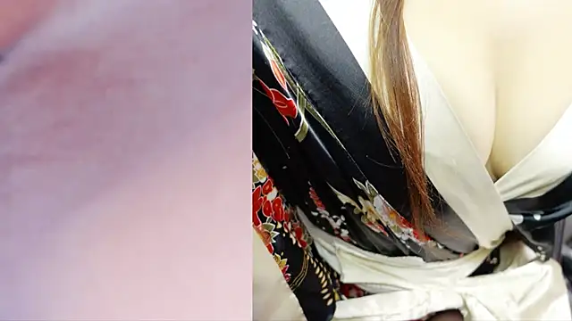 Snapshot of Jessie_Bernard chatting on December 12, 2024, 5:04 pm Jessie Bernard online show from December 12, 2024, 5:04 pm