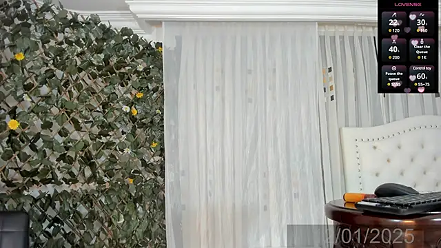 BunnyHotsx online show from January 16, 2025, 9:30 pm