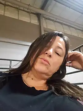 angelbaby1998 online show from December 5, 2024, 2:31 am