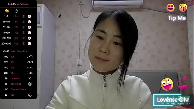 Snapshot of Elvira_baby chatting on February 1, 2025, 4:22 pm Elvira baby online show from February 1, 2025, 4:22 pm