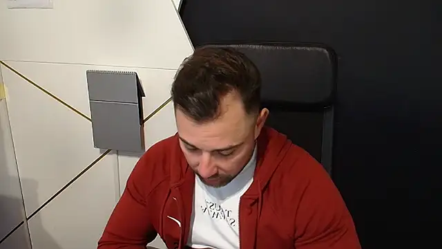 Snapshot of DuncanStone chatting on November 7, 2025, 5:29 am DuncanStone online show from November 7, 2025, 5:29 am