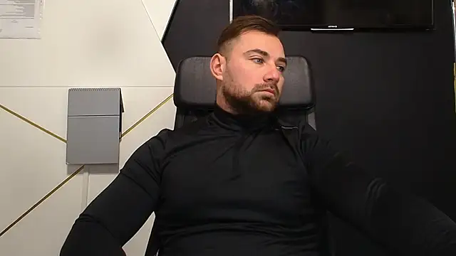 Snapshot of DuncanStone chatting on November 27, 2025, 4:58 am DuncanStone online show from November 27, 2025, 4:58 am