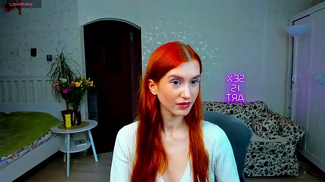 Snapshot of Sally_Biscuit chatting on September 18, 2025, 12:29 pm Sally Biscuit online show from September 18, 2025, 12:29 pm