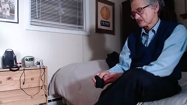 Snapshot of hottottrot691 chatting on March 3, 2025, 1:42 am hottottrot691 online show from March 3, 2025, 1:42 am