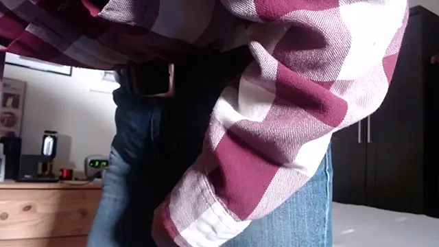 Snapshot of hottottrot691 chatting on November 7, 2025, 8:14 am hottottrot691 online show from November 7, 2025, 8:14 am