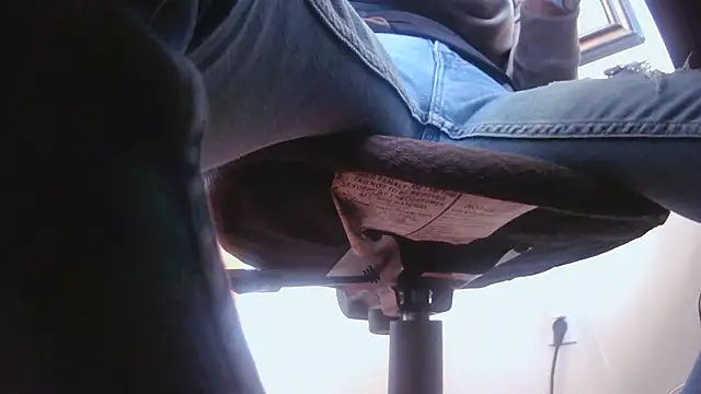 Snapshot of hottottrot691 chatting on December 3, 2025, 2:59 pm hottottrot691 online show from December 3, 2025, 2:59 pm