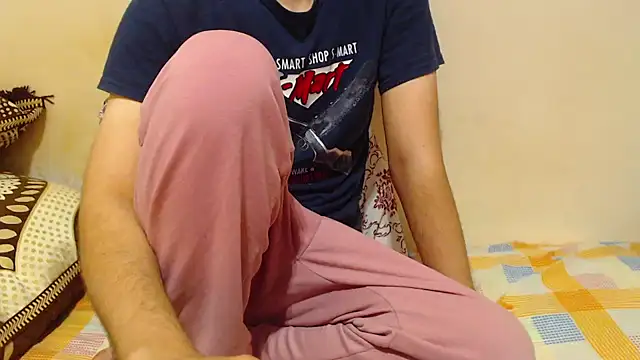 Alexdelarge323 online show from September 13, 2025, 11:10 am