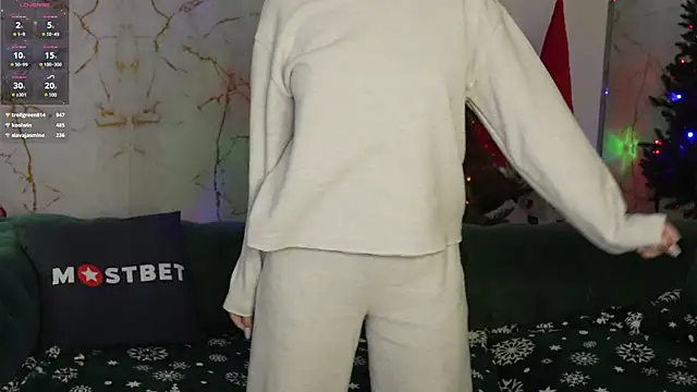 Snapshot of Jasmine_Flow chatting on January 13, 2025, 6:49 pm Jasmine Flow online show from January 13, 2025, 6:49 pm