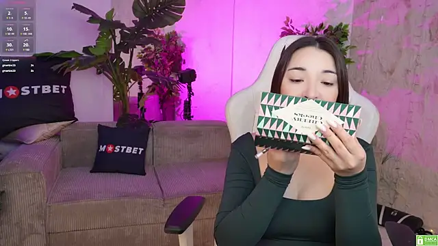 Snapshot of Jasmine_Flow chatting on January 14, 2025, 11:53 am Jasmine Flow online show from January 14, 2025, 11:53 am