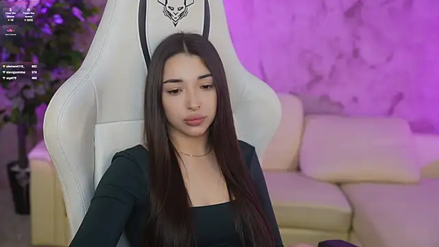 Snapshot of Jasmine_Flow chatting on January 23, 2025, 10:44 pm Jasmine Flow online show from January 23, 2025, 10:44 pm