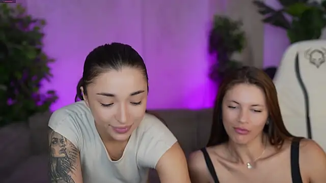 Snapshot of Jasmine_Flow chatting on September 10, 2025, 12:05 pm Jasmine Flow online show from September 10, 2025, 12:05 pm