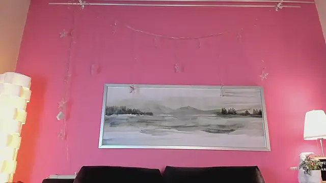 Tiffanysurez  online show from February 26, 2025, 1:08 pm