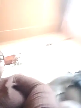 ZOQULUx online show from October 13, 2025, 8:25 am