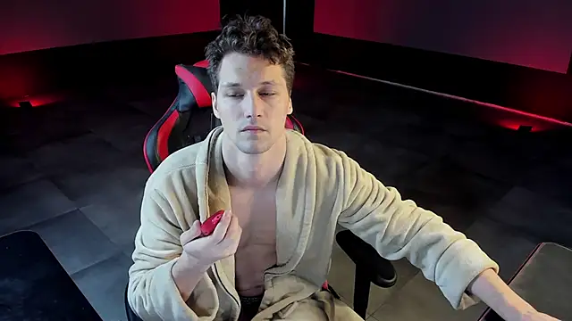 dirty-boss online show from February 23, 2025, 5:45 am