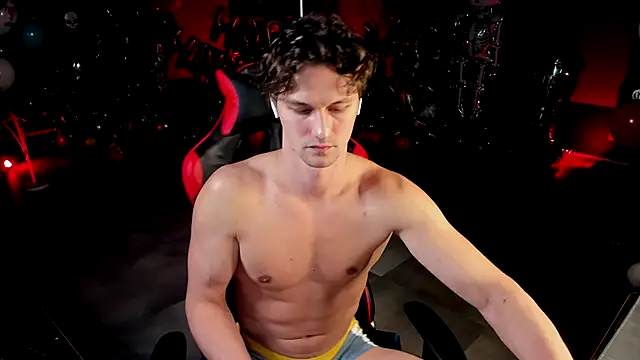 dirty-boss online show from December 1, 2025, 4:28 am