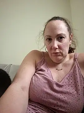 Wisie Cutie online show from February 24, 2025, 3:20 pm