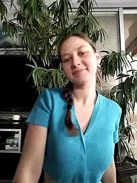 Snapshot of MollyBrams chatting on September 13, 2025, 4:01 am MollyBrams online show from September 13, 2025, 4:01 am