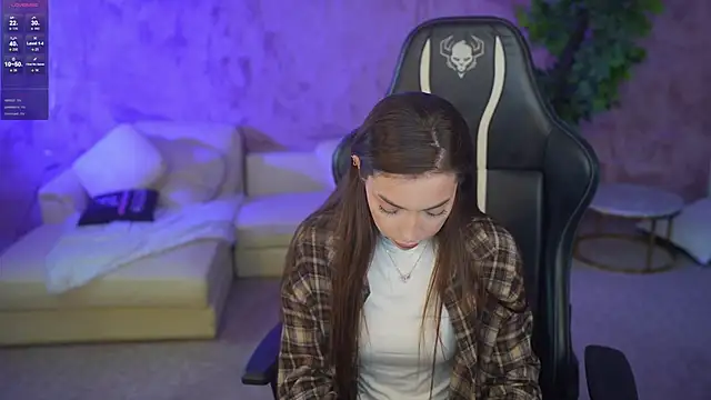 Snapshot of Kate054 chatting on October 10, 2025, 7:40 am Kate054 online show from October 10, 2025, 7:40 am