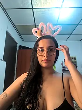 Snapshot of Annya-sweet chatting on October 31, 2025, 2:51 pm Annya-sweet online show from October 31, 2025, 2:51 pm