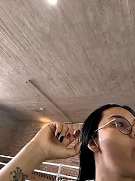 Snapshot of Annya-sweet chatting on November 4, 2025, 3:22 pm Annya-sweet online show from November 4, 2025, 3:22 pm