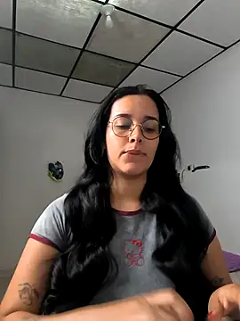 Snapshot of Annya-sweet chatting on November 27, 2025, 1:46 pm Annya-sweet online show from November 27, 2025, 1:46 pm