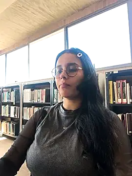 Snapshot of Annya-sweet chatting on December 1, 2025, 3:17 pm Annya-sweet online show from December 1, 2025, 3:17 pm