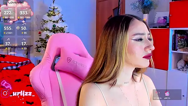 Fiona-Love online show from January 10, 2025, 7:43 pm