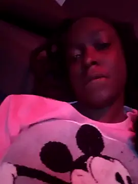 Prettybecs online show from December 2, 2024, 8:00 pm