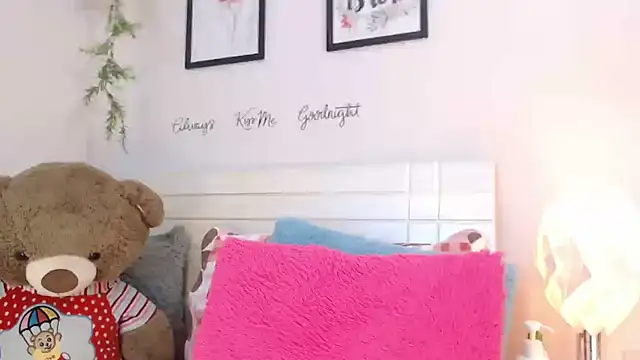 Snapshot of Joliet chatting on September 17, 2025, 11:50 pm Joliet online show from September 17, 2025, 11:50 pm