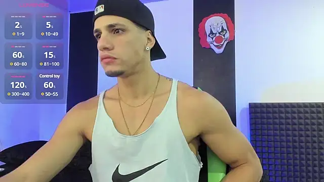 jhonnysnow17 online show from March 4, 2025, 5:24 pm