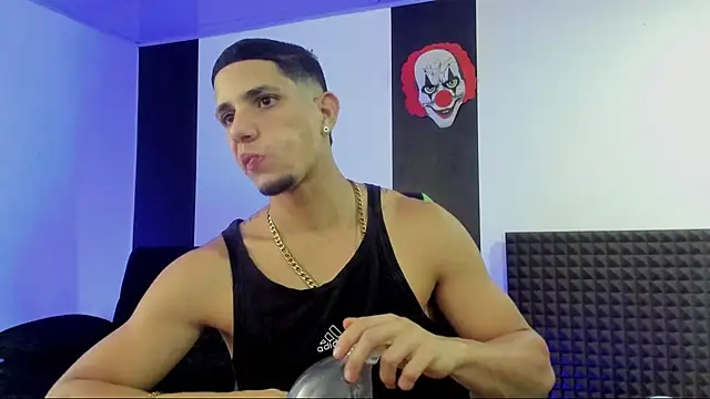 jhonnysnow17 online show from March 16, 2025, 2:10 am