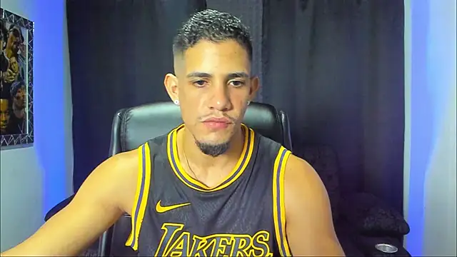 jhonnysnow17 online show from November 6, 2025, 1:50 am