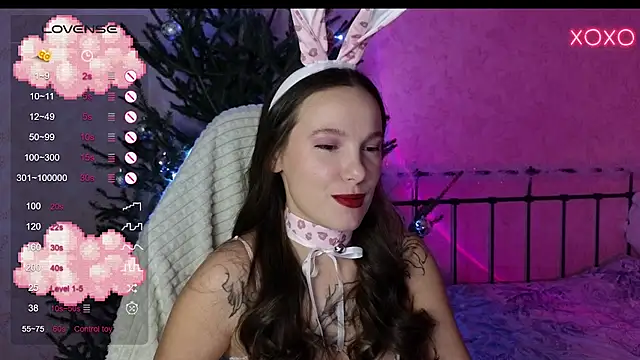 lil luna x online show from December 24, 2024, 5:13 pm