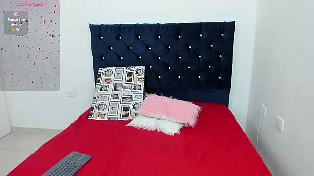 Alessia kaun online show from October 23, 2025, 9:35 pm