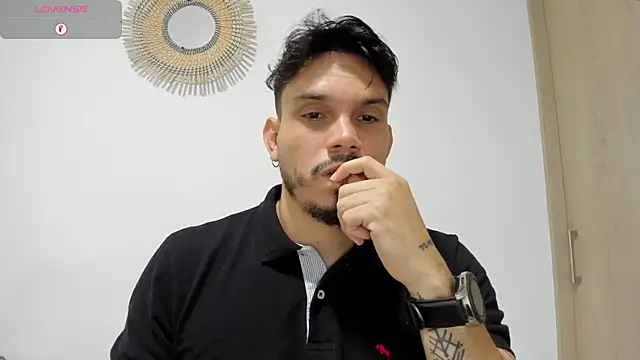 alejandro stark online show from December 30, 2024, 9:48 am