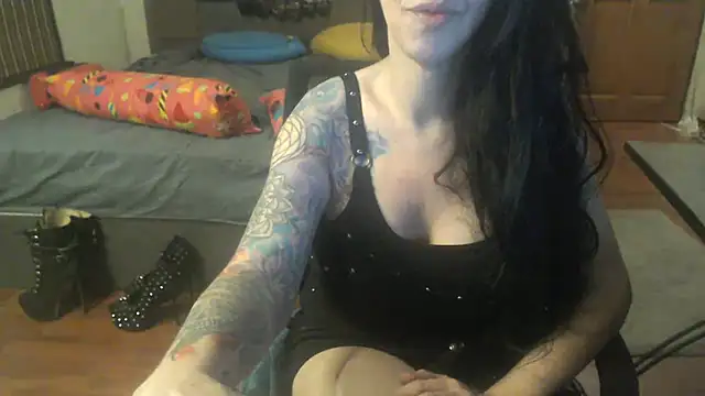 VenusX online show from September 18, 2025, 5:15 pm