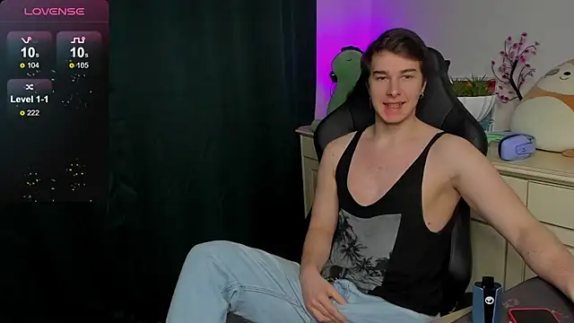 Vincent Strong online show from October 5, 2025, 8:12 am