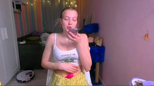 Snapshot of __Aphrodita__wow__ chatting on December 8, 2024, 12:41 pm   Aphrodita  wow   online show from December 8, 2024, 12:41 pm